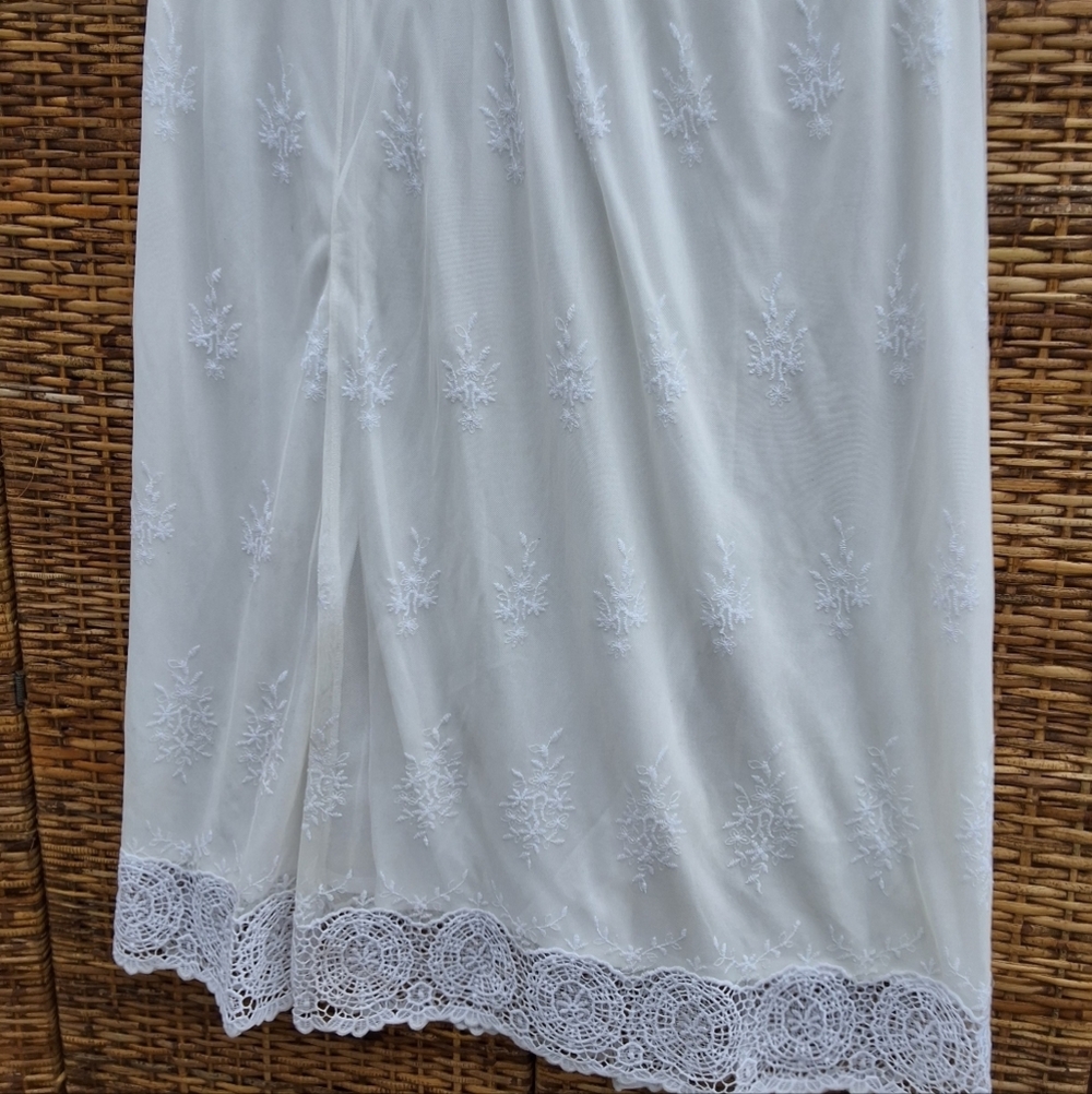 Antthony Plus Size Neutral Lace Overlay White Skirt 3X - Picture 9 of 12